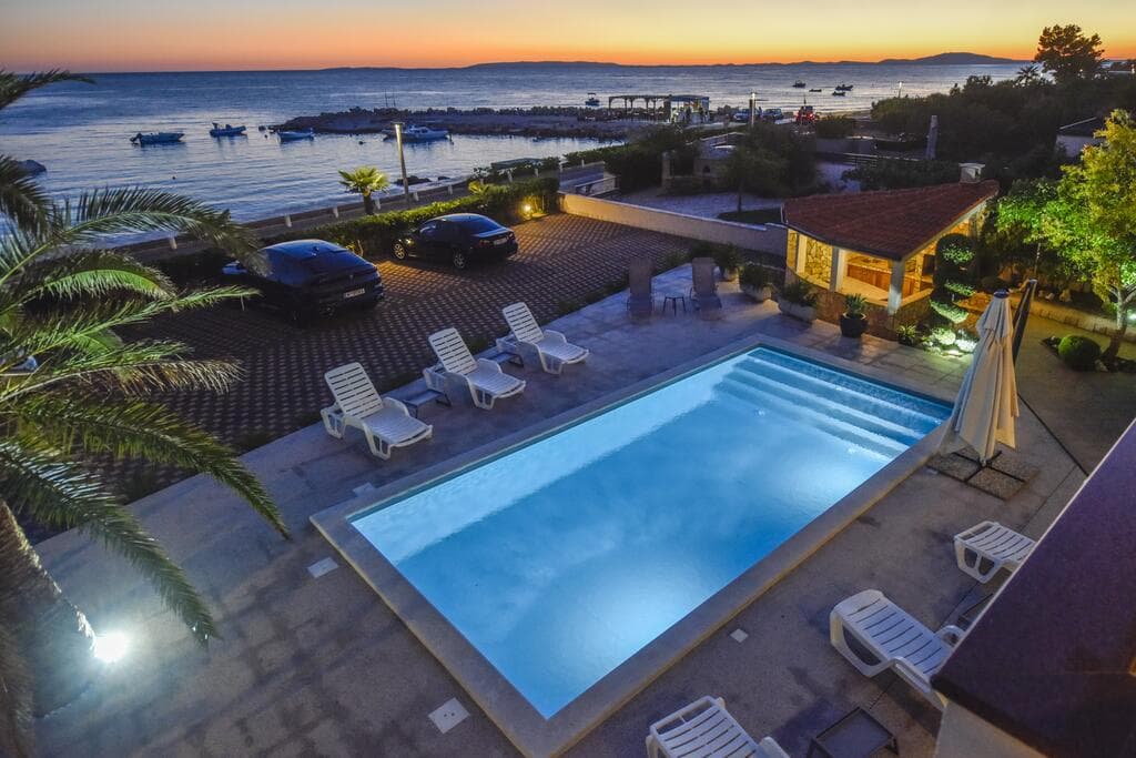 Tolo 4 Appartement à Novalja