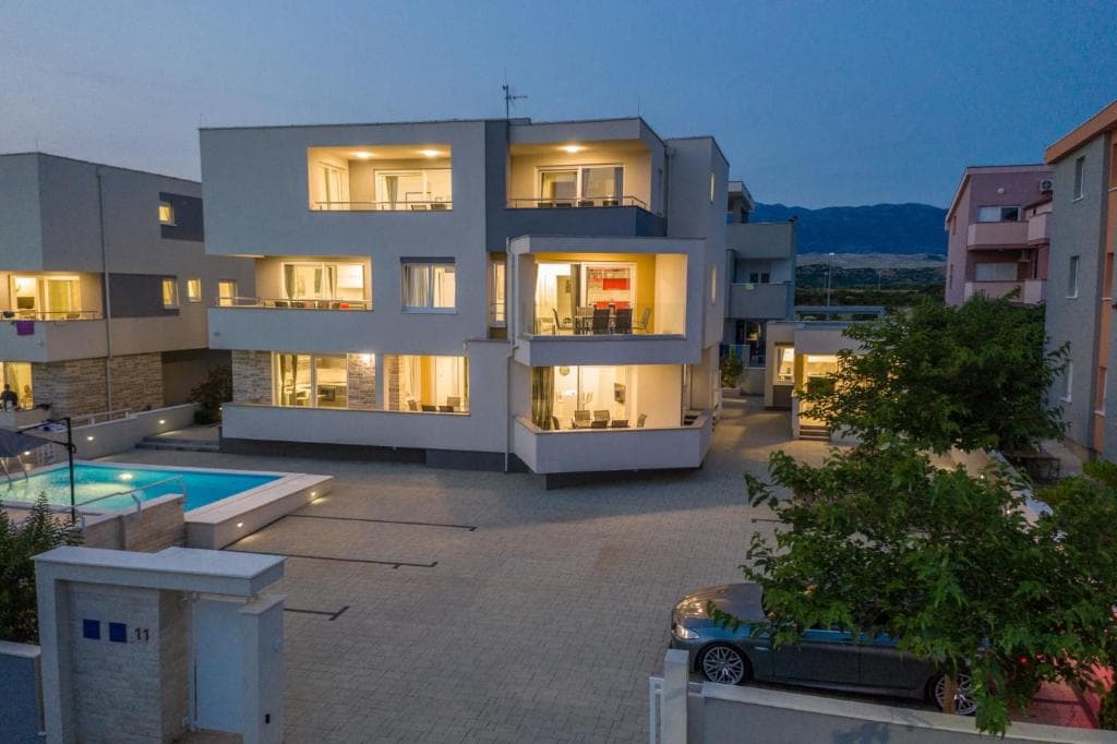 Danivan B Studio à Novalja